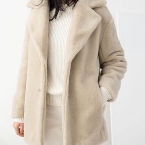& Other Stories teddy coat faux fur size 2